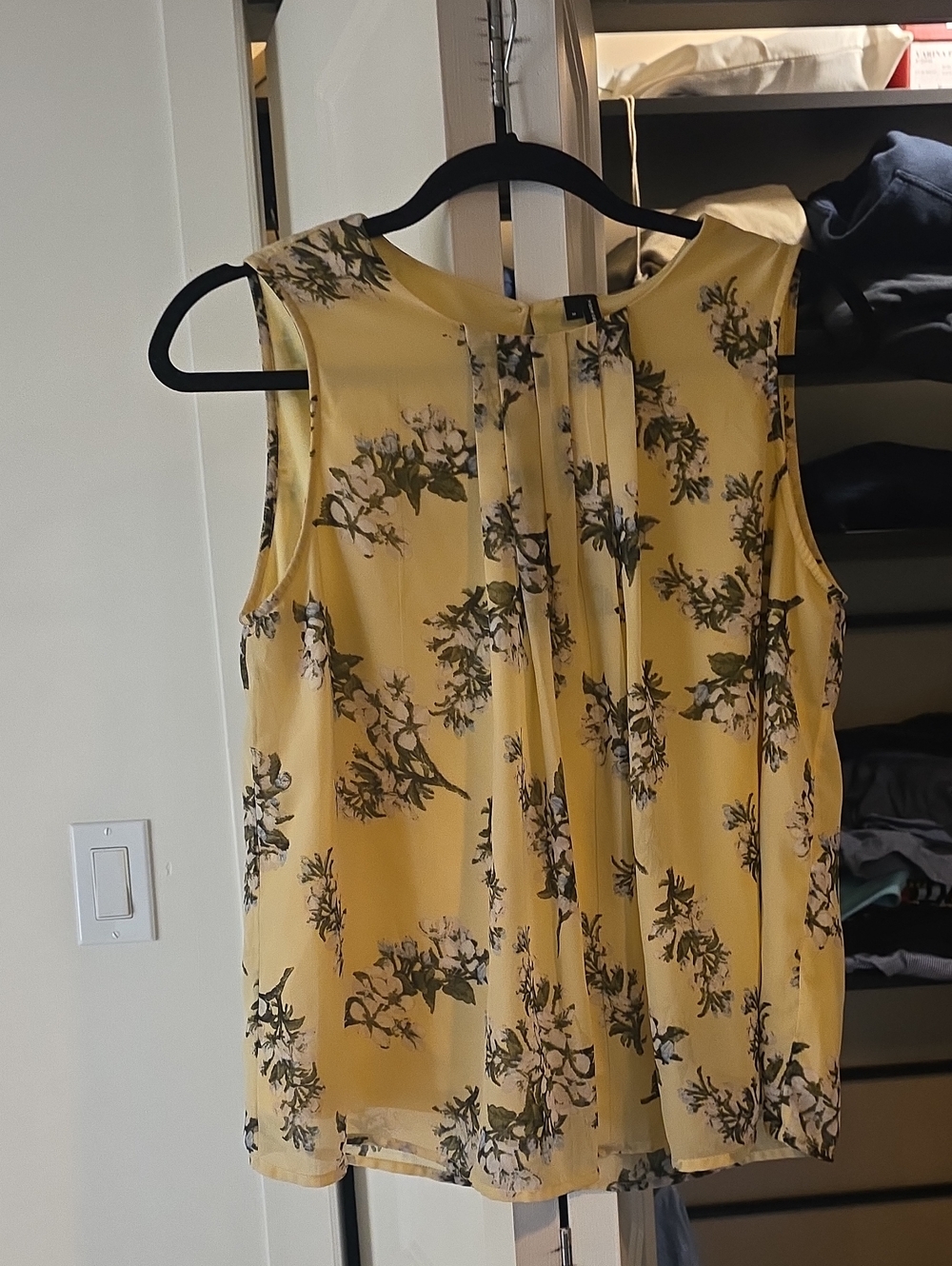 Vero Moda Yellow Floral Sleeveless Blouse